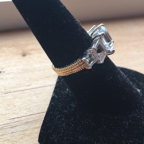 Ladies ring - Picture 3 of 4